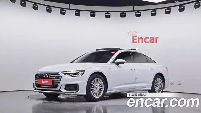 Audi A6 2020 — Фото 1/20