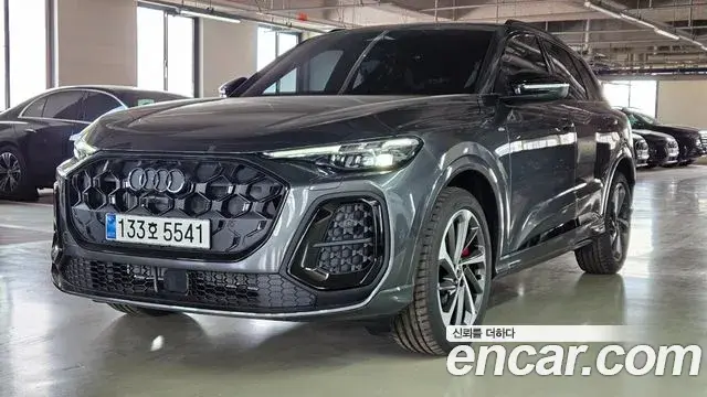Audi Q5 2025 — ფოტო 7/18