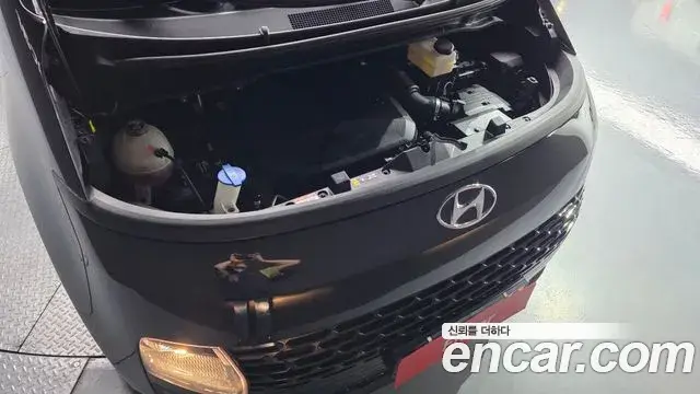 Hyundai Staria 2022 — Photo 6/20