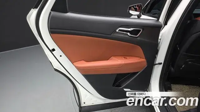 Kia Sportage 2025 — Şəkil 17/35