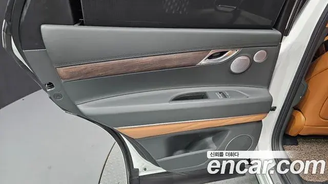 Genesis GV80 2025 — ფოტო 19/35