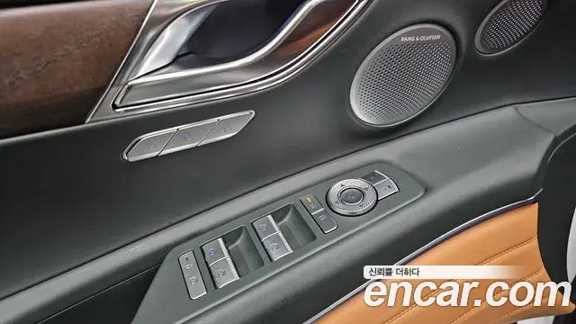 Genesis GV80 2025 — ფოტო 33/35