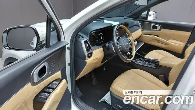 Kia Sorento 2022 — Фото 10/20