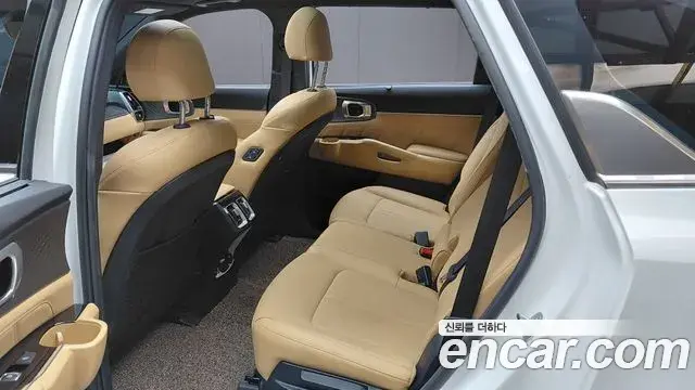 Kia Sorento 2022 — Фото 12/20