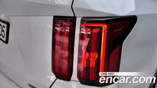 Kia Sorento 2022 — ფოტო 23/36