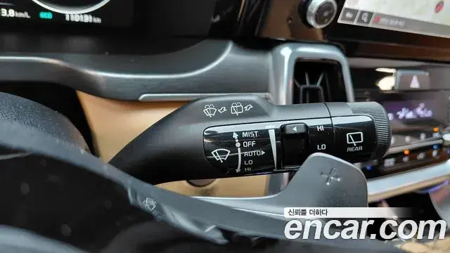 Kia Sorento 2022 — ფოტო 20/36