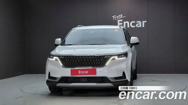 Kia Carnival 2022 — Фото 3/20