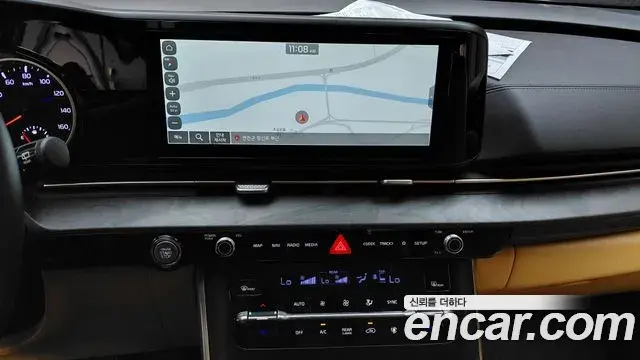 Kia Carnival 2022 — Фото 12/20