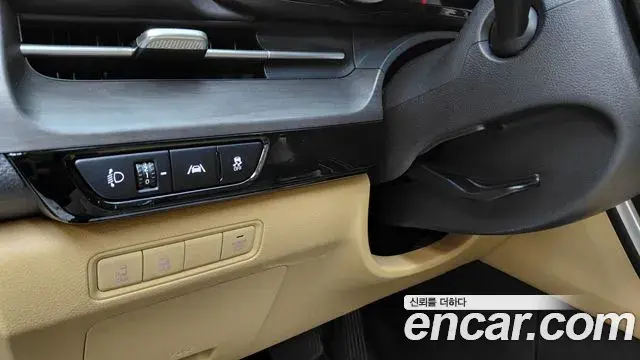 Kia Carnival 2022 — ფოტო 12/30
