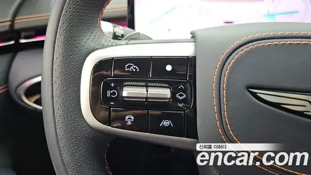 Genesis GV70 2024 — Photo 13/34