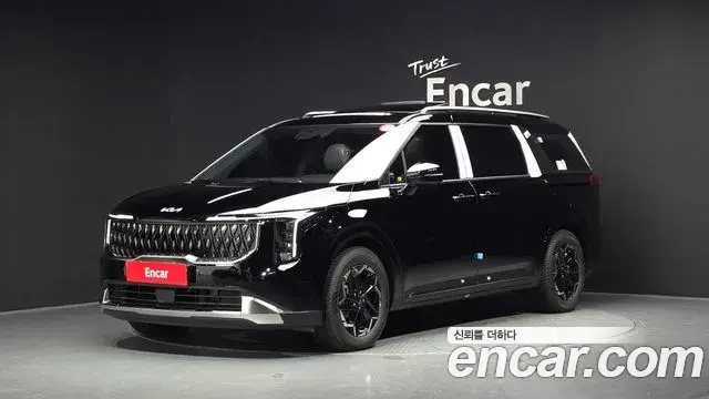 Kia Carnival 2025 — Фото 1/20