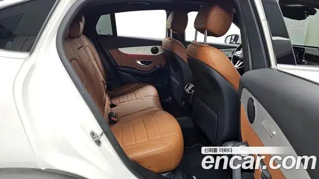 Mercedes-Benz GLC-Class 2021 — ფოტო 2/20