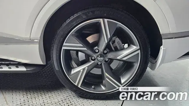 Genesis GV80 2024 — ფოტო 18/32