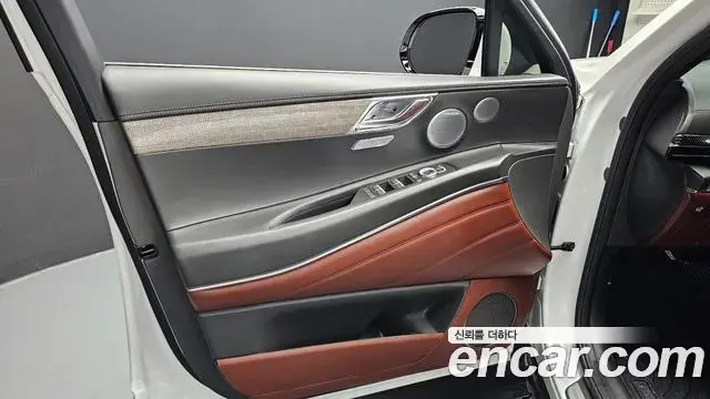 Genesis GV80 2024 — ფოტო 29/32