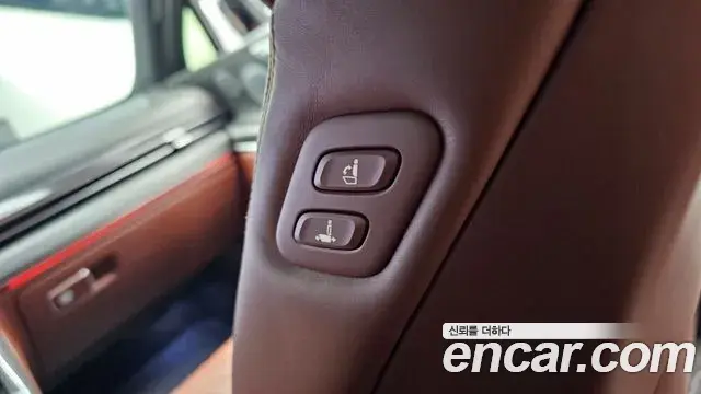 Genesis GV80 2024 — ფოტო 17/32