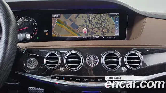 Mercedes-Benz S-Class 2018 — Фото 12/20