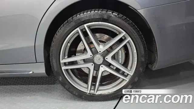 Mercedes-Benz S-Class 2018 — Şəkil 17/42