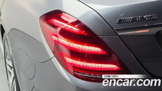 Mercedes-Benz S-Class 2018 — Şəkil 11/42