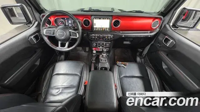 Jeep Wrangler 2021 — ფოტო 8/32