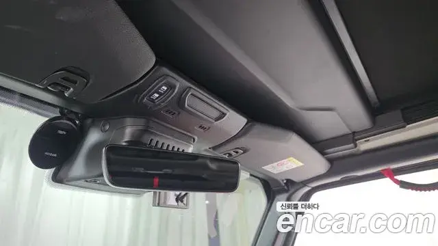 Jeep Wrangler 2021 — ფოტო 12/32