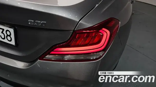 Genesis G70 2019 — ფოტო 12/33