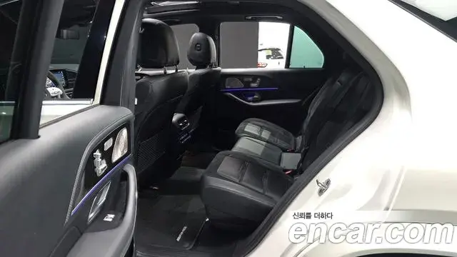 Mercedes-Benz GLE-Class 2022 — Фото 12/20