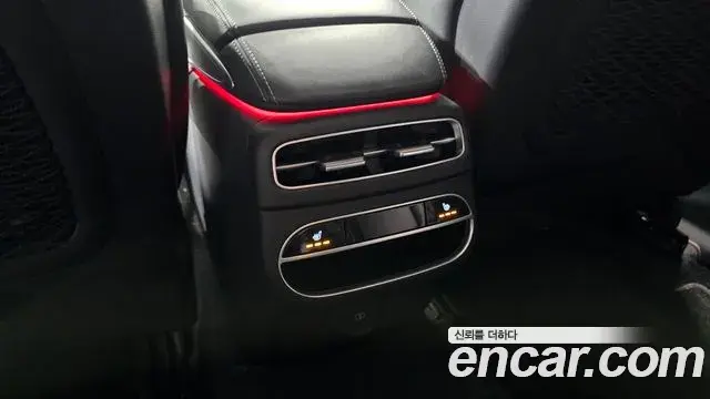 Genesis GV70 2023 — Şəkil 27/33