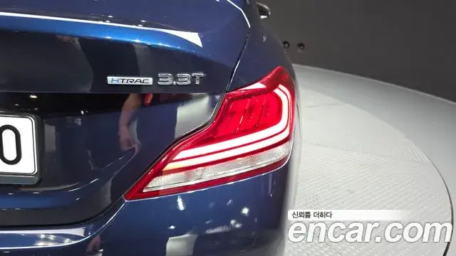 Genesis G70 2019 — Photo 13/33
