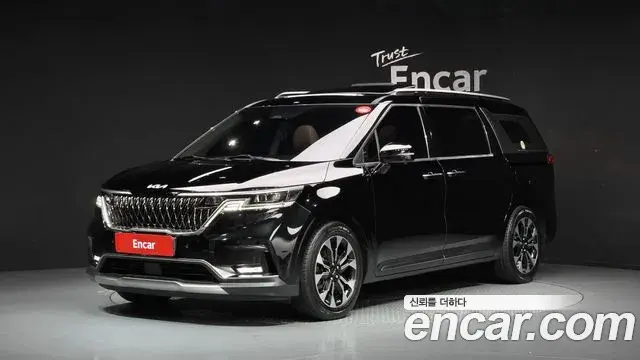 Kia Carnival 2022 — Photo 9/20
