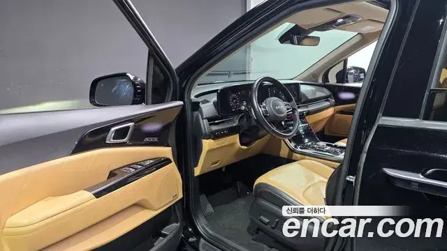Kia Carnival 2022 — Photo 6/20