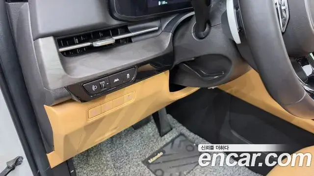 Kia Carnival 2023 — Фото 20/20