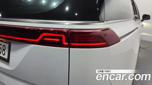 Kia Carnival 2023 — Şəkil 7/31