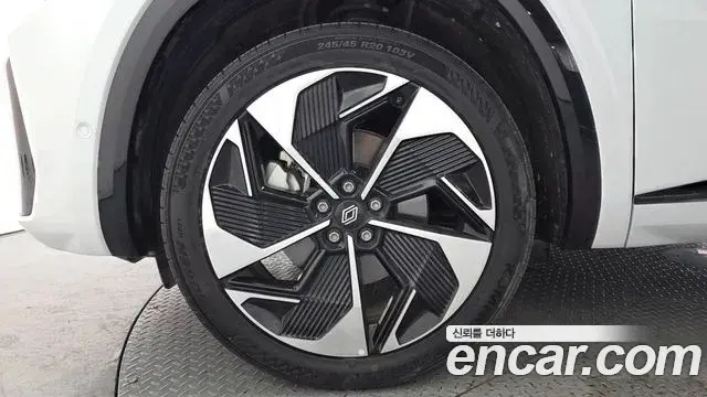Renault Samsung Grand Koleos 2024 — Photo 13/36