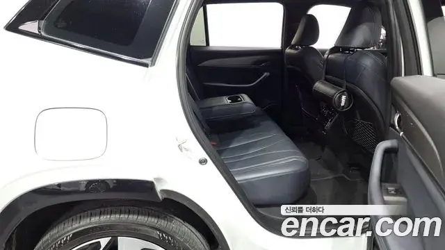 Renault Samsung Grand Koleos 2024 — Photo 27/36