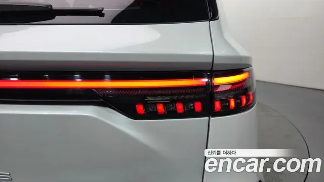 Renault Samsung Grand Koleos 2024 — Photo 2/36