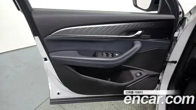 Renault Samsung Grand Koleos 2024 — Photo 30/36