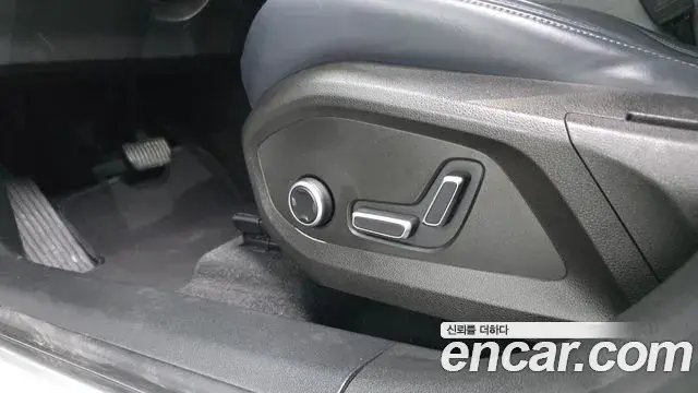 Renault Samsung Grand Koleos 2024 — Photo 10/36