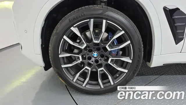 BMW X5 2025 — Photo 8/20