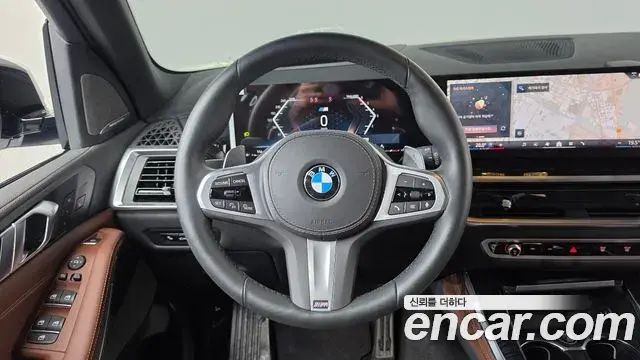 BMW X5 2025 — Photo 9/20