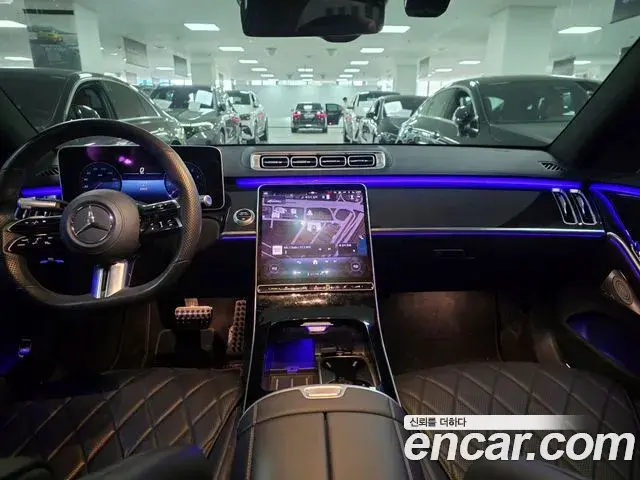 Mercedes-Benz S-Class 2021 — Photo 6/17