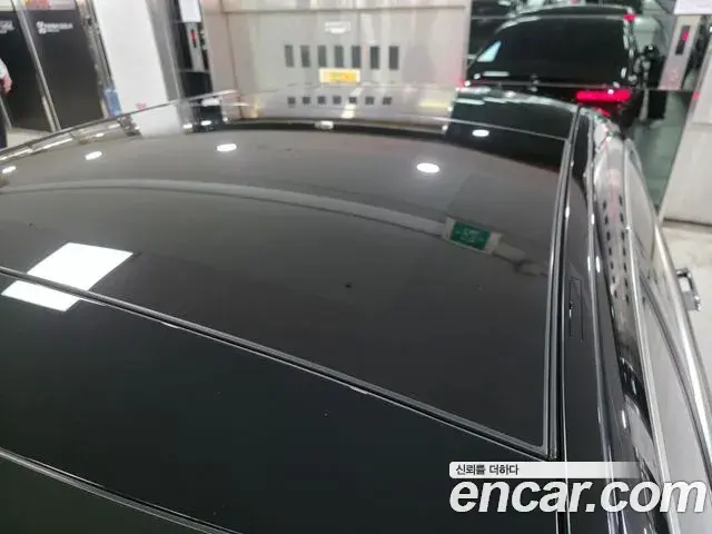 Mercedes-Benz S-Class 2021 — Photo 12/17