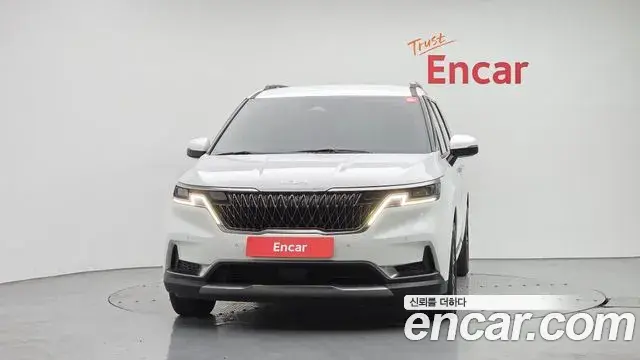 Kia Carnival 2023 — Photo 3/20