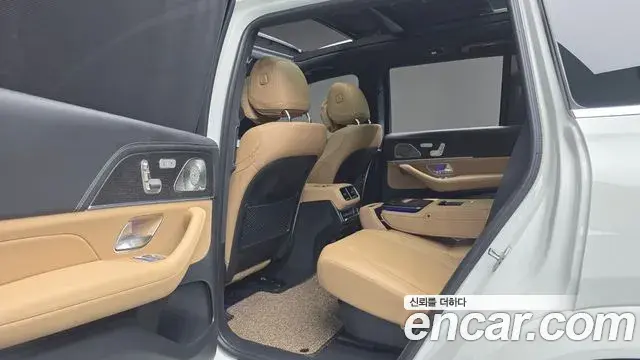 Mercedes-Benz GLS-Class 2025 — ფოტო 7/36