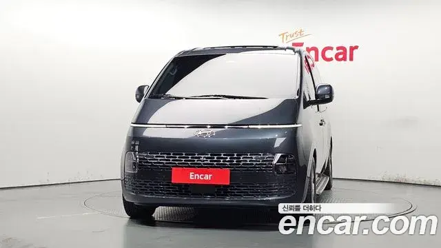Hyundai Staria 2024 — Фото 3/20