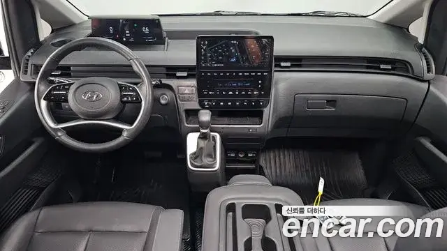 Hyundai Staria 2024 — Фото 7/20