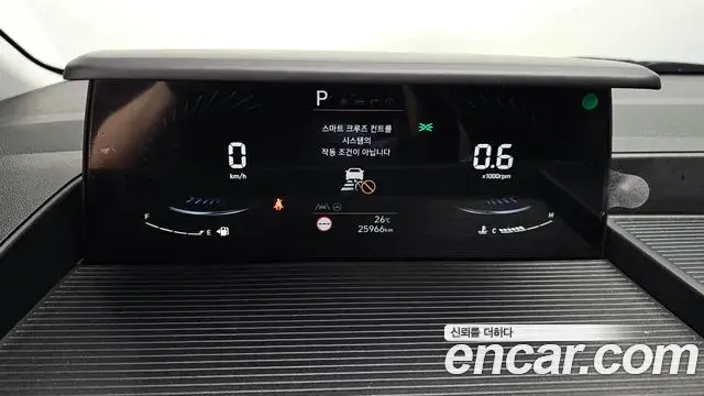 Hyundai Staria 2024 — Фото 8/20