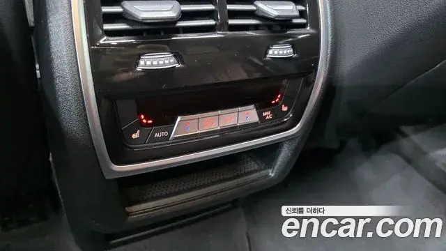 BMW X6 2024 — Photo 10/34