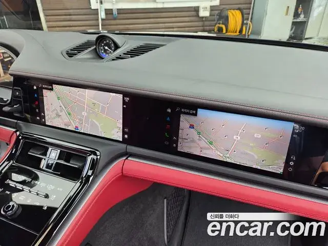 Porsche Panamera 2024 — ფოტო 8/20
