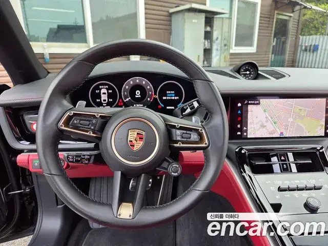 Porsche Panamera 2024 — ფოტო 1/20
