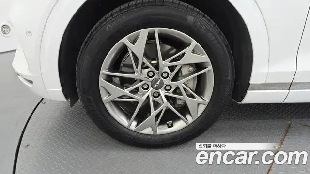Genesis GV70 2022 — ფოტო 6/35